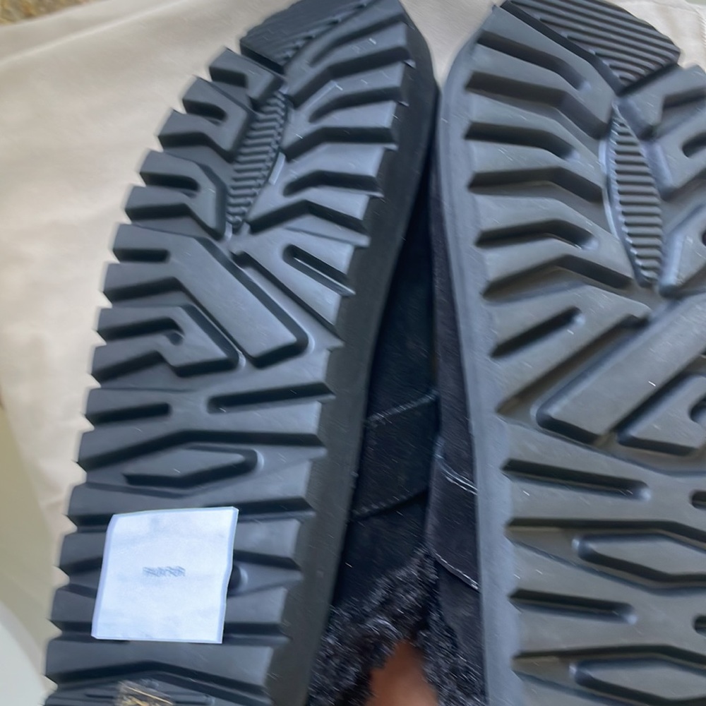 Moncler Mon Faux Shearling Mule (Women) 8US/ 38 EU - Picture 8 of 9
